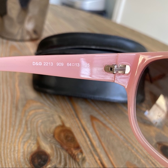 Pink Dolce & Gabbana sunglasses and case - Picture 4 of 8